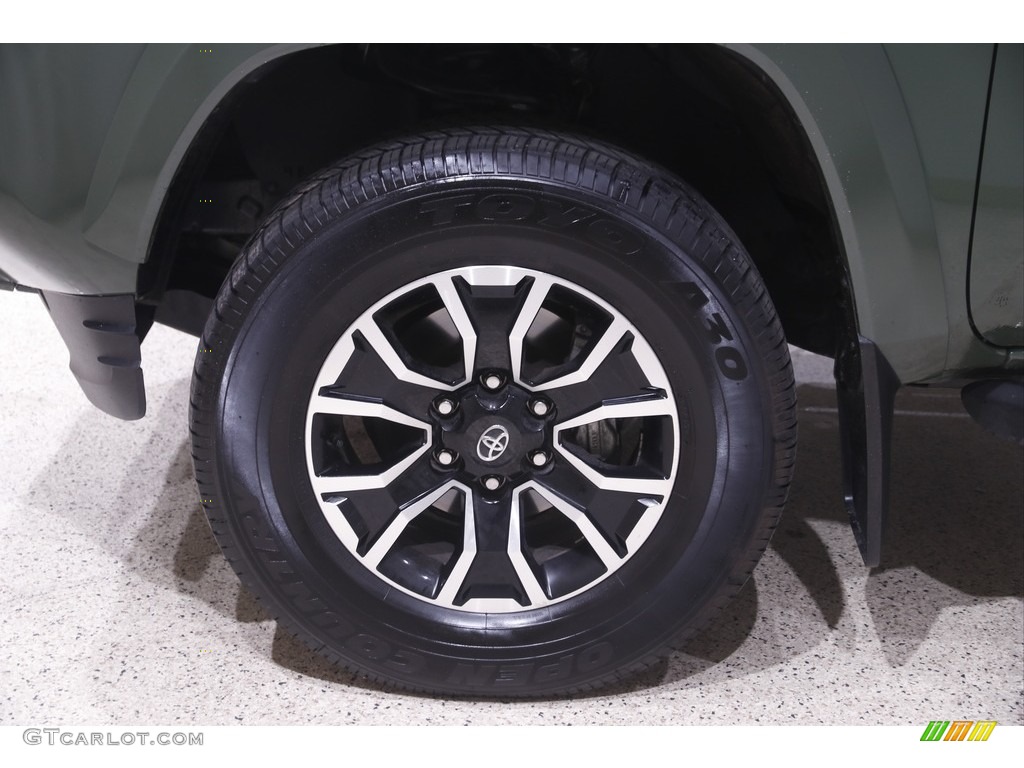 2022 Tacoma SR5 Double Cab 4x4 - Army Green / Cement/Black photo #19