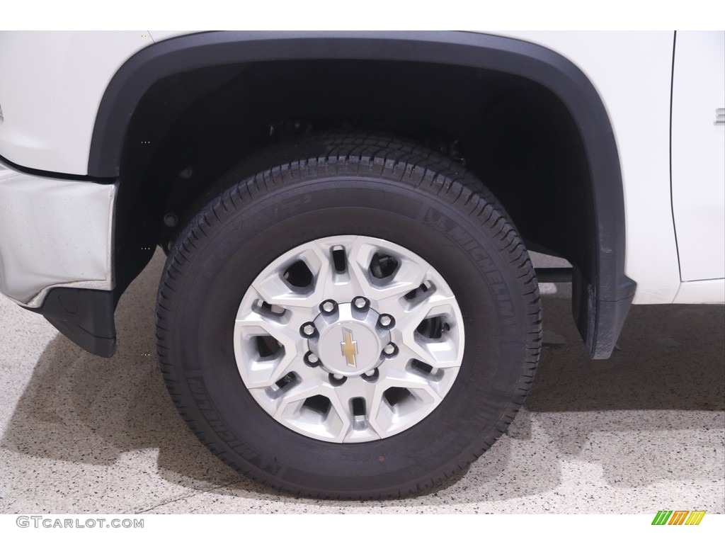 2022 Chevrolet Silverado 3500HD LT Crew Cab 4x4 Wheel Photos