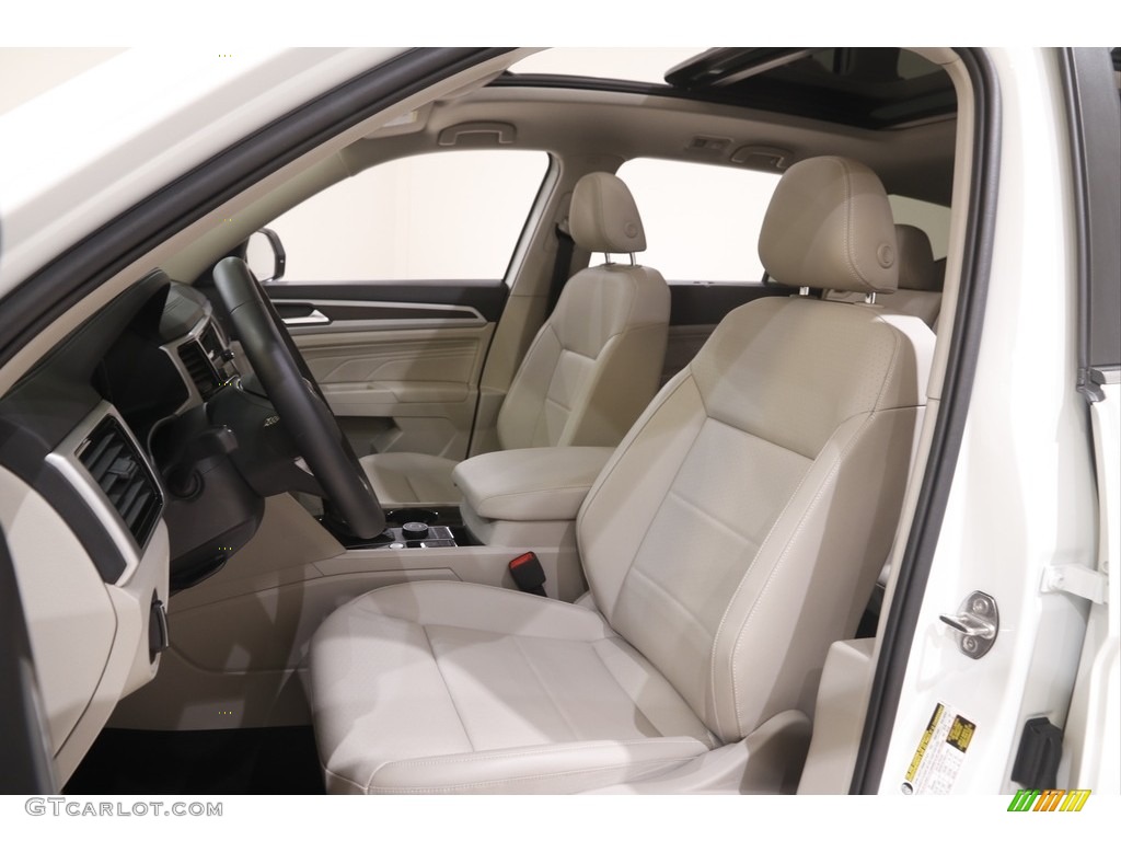 Shetland Beige Interior 2022 Volkswagen Atlas SE Technology 4Motion Photo #144678830
