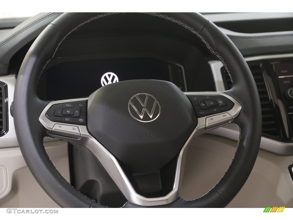 2022 Volkswagen Atlas SE Technology 4Motion Steering Wheel Photos