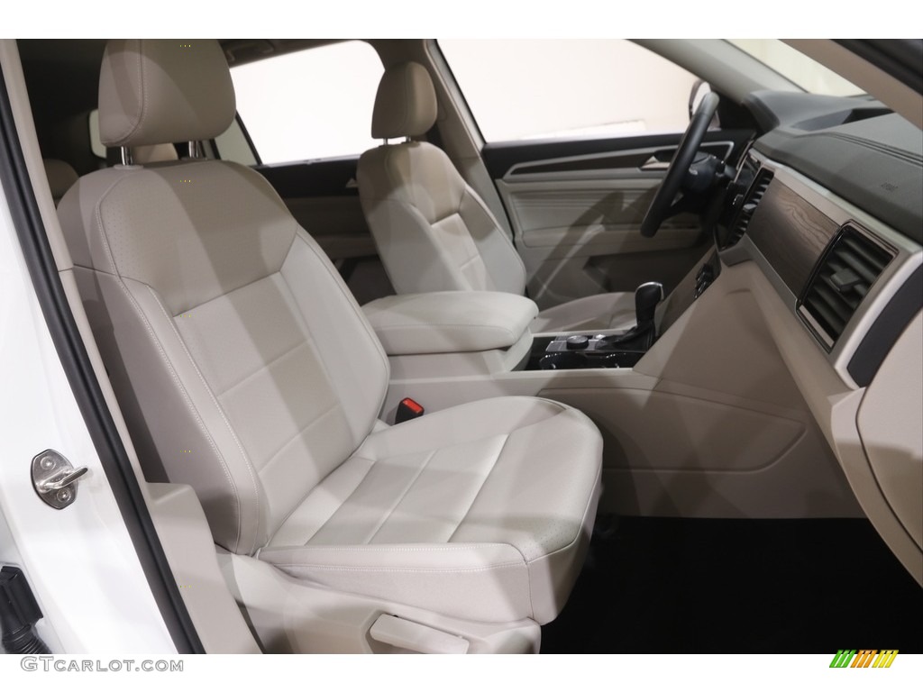 2022 Volkswagen Atlas SE Technology 4Motion Front Seat Photo #144679019