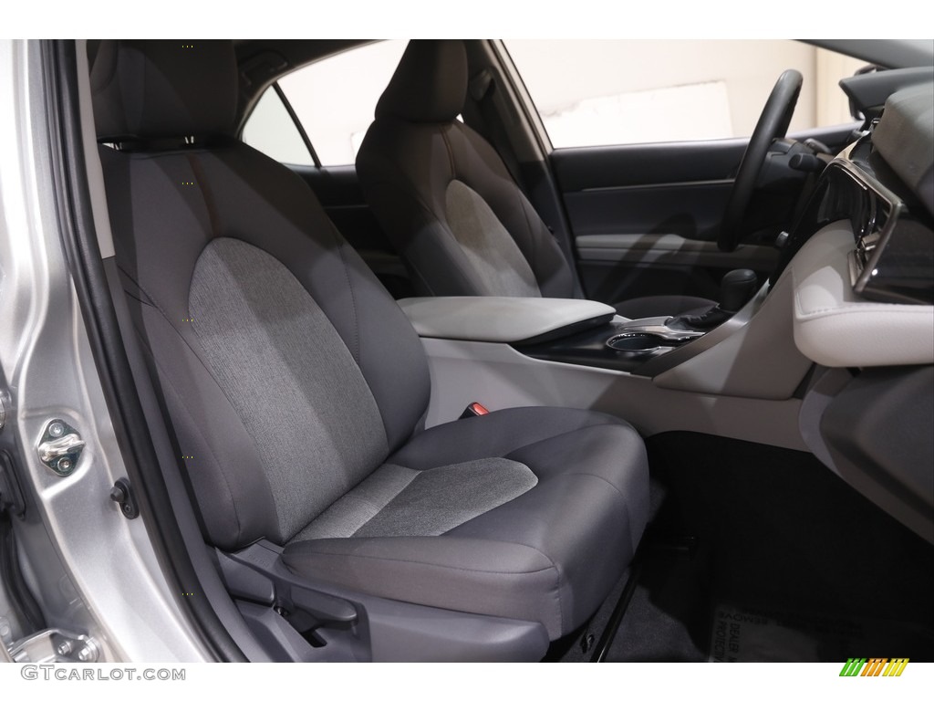 2019 Camry LE - Celestial Silver Metallic / Ash photo #13