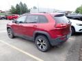 Deep Cherry Red Crystal Pearl - Cherokee Trailhawk 4x4 Photo No. 4