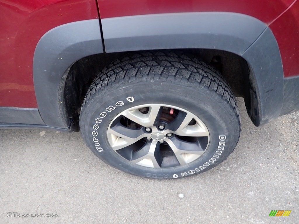 2016 Cherokee Trailhawk 4x4 - Deep Cherry Red Crystal Pearl / Black photo #5