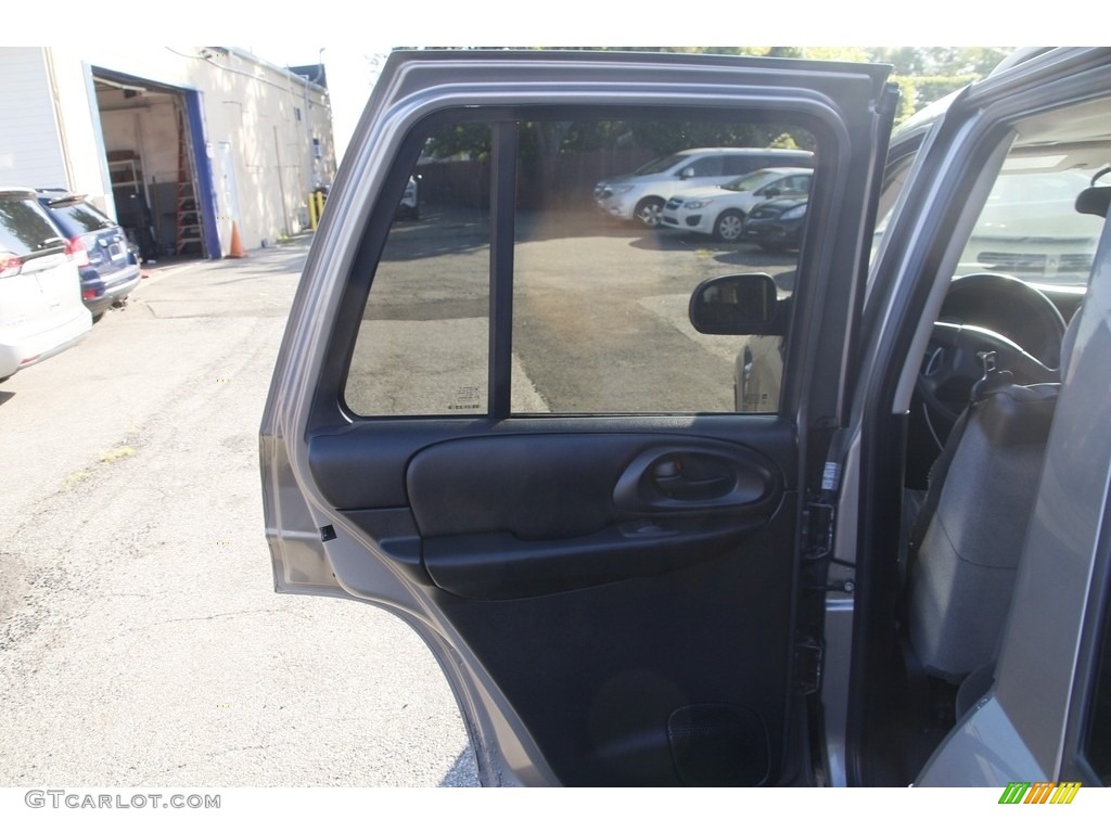 2009 TrailBlazer LT 4x4 - Graystone Metallic / Ebony photo #12