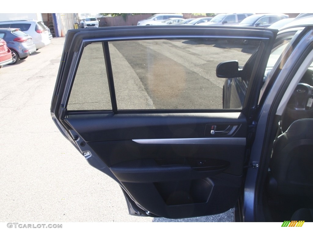 2014 Outback 2.5i Premium - Twilight Blue Metallic / Black photo #11