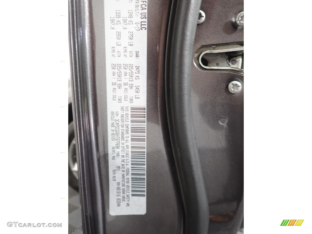 2017 Journey Crossroad - Bruiser Grey / Black photo #36