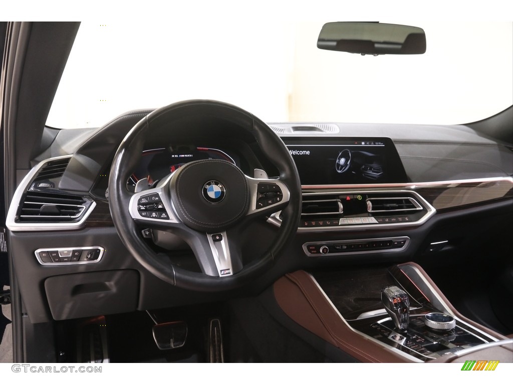 2021 BMW X6 xDrive50i Dashboard Photos