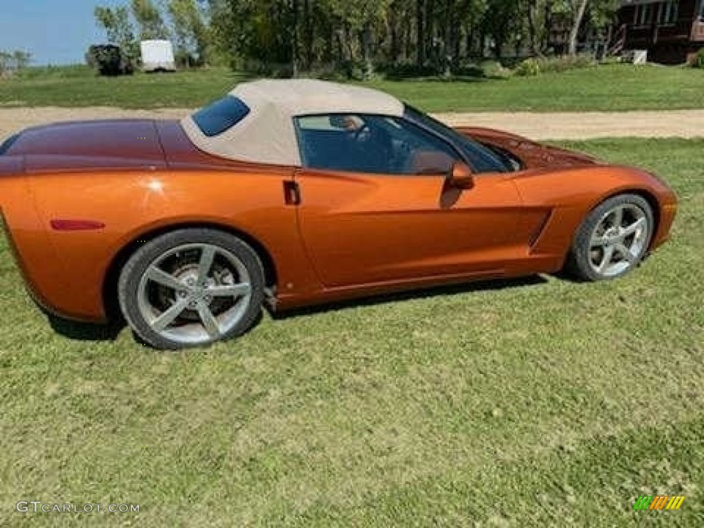 2008 Corvette Convertible - Atomic Orange Metallic / Sienna photo #17