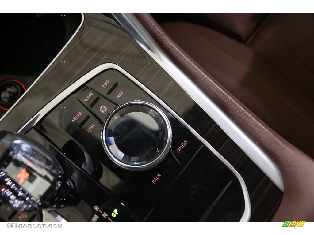 2021 X6 xDrive50i - Carbon Black Metallic / Coffee photo #18