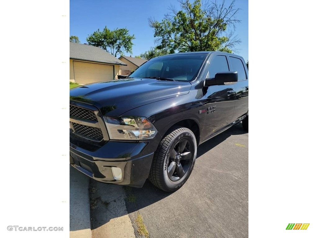 2018 1500 SLT Crew Cab 4x4 - Brilliant Black Crystal Pearl / Black/Diesel Gray photo #1