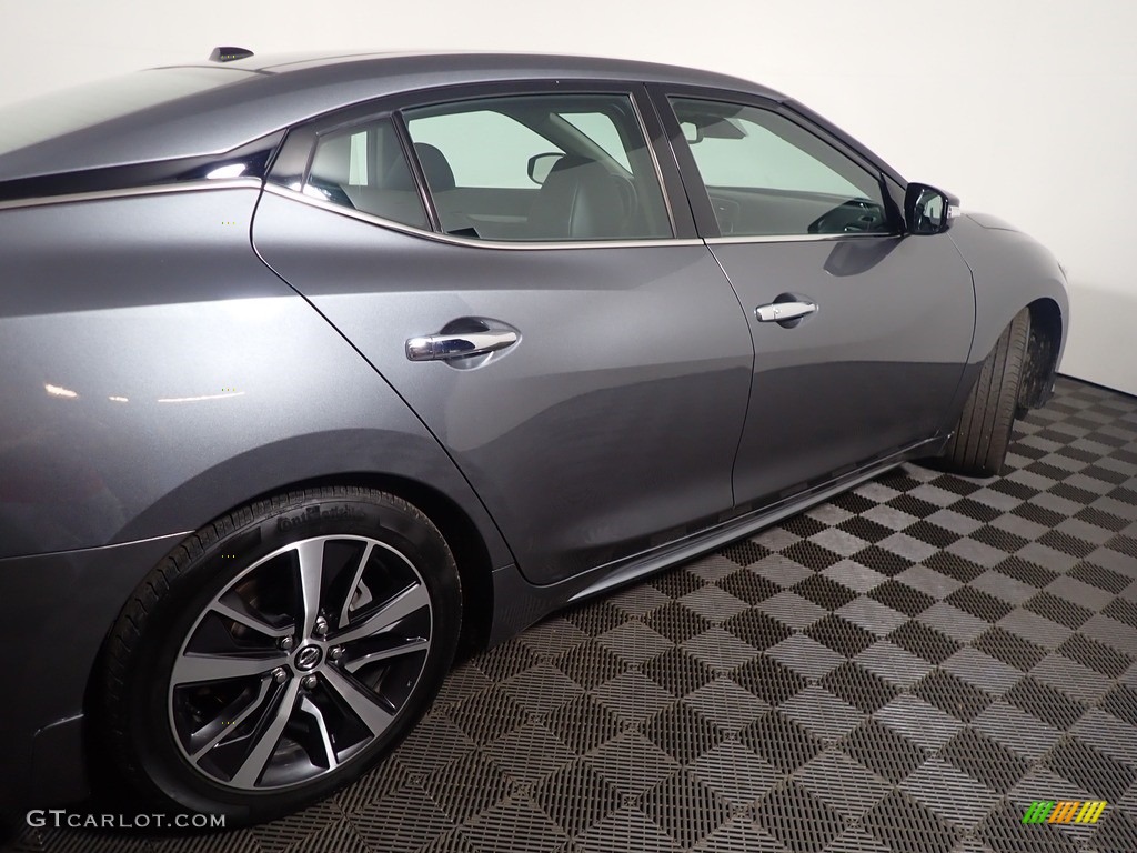 2020 Maxima SL - Gun Metallic / Charcoal photo #22