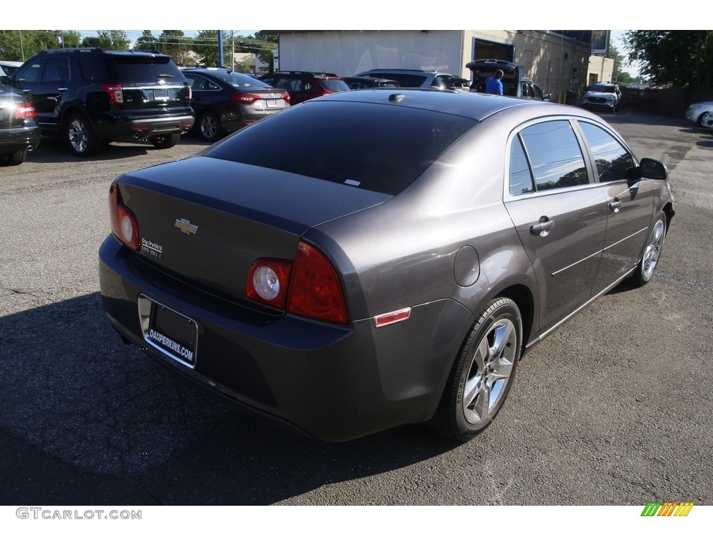 2010 Malibu LT Sedan - Taupe Gray Metallic / Titanium photo #5