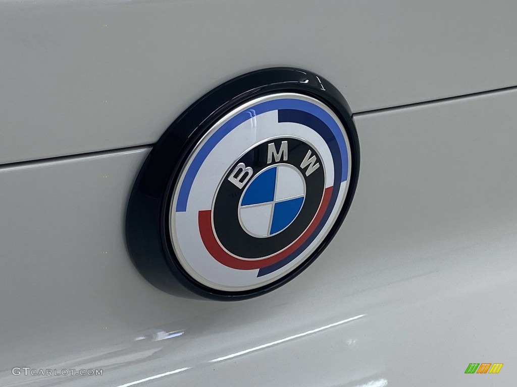 2022 BMW X6 M Competition Marks and Logos Photo #144685481
