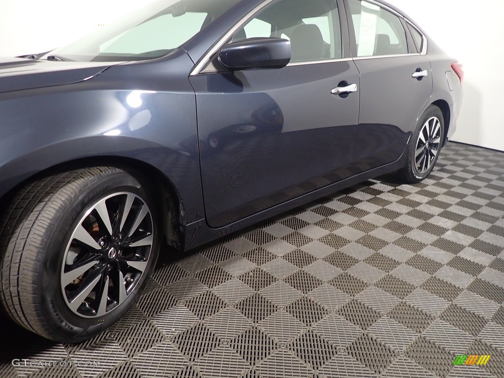 2018 Altima 2.5 SV - Storm Blue / Charcoal photo #10