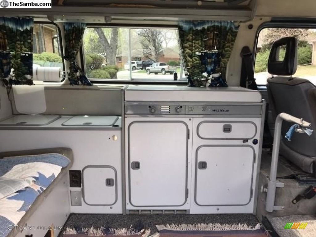 1987 Volkswagen Vanagon GL Camper Trunk Photos