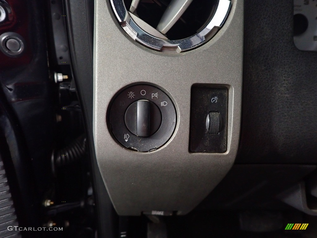 2008 F350 Super Duty FX4 Crew Cab 4x4 - Black / Medium Stone photo #25