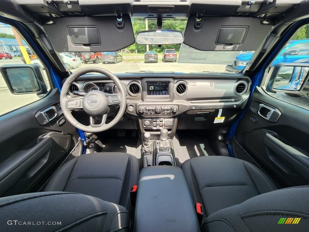 Black Interior 2022 Jeep Wrangler Unlimited High Tide 4x4 Photo #144690045