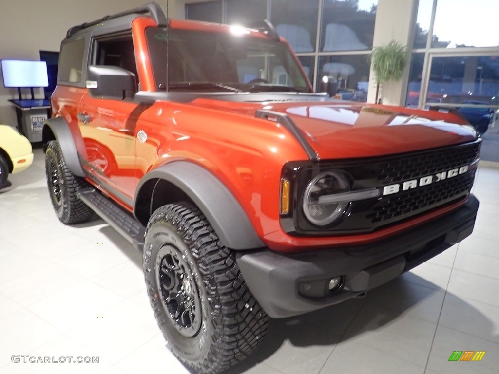 Hot Pepper Red Metallic 2022 Ford Bronco Wildtrak 4x4 2-Door Exterior Photo #144690228
