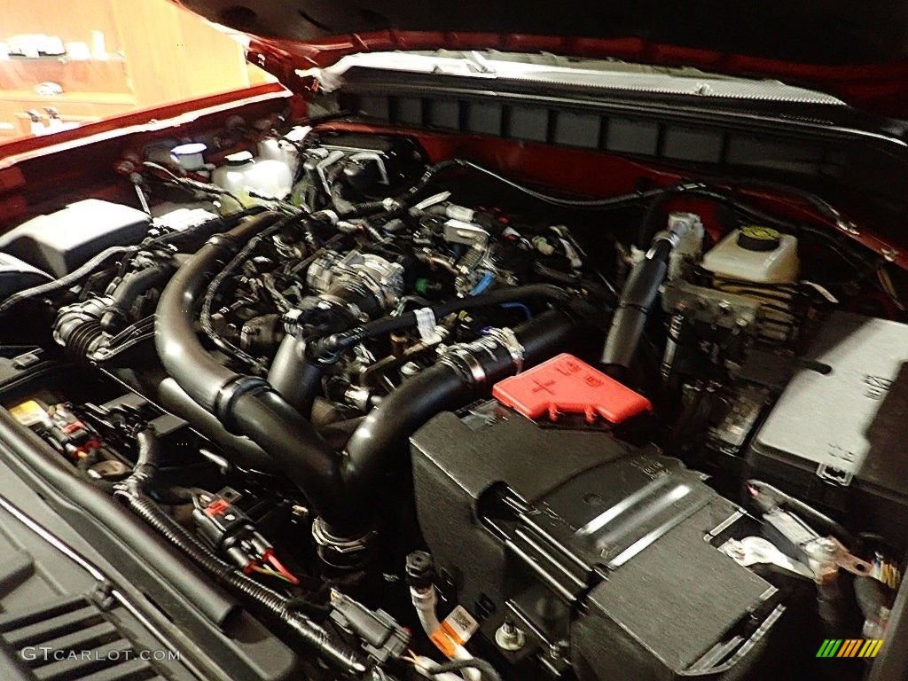 2022 Ford Bronco Wildtrak 4x4 2-Door Engine Photos