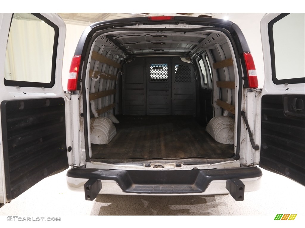 2015 Savana Van 2500 Cargo - Summit White / Medium Pewter photo #16