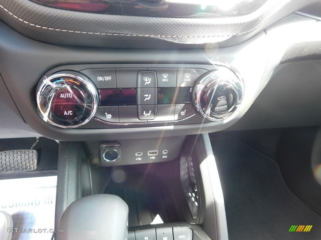 2023 Chevrolet TrailBlazer ACTIV AWD Controls Photos