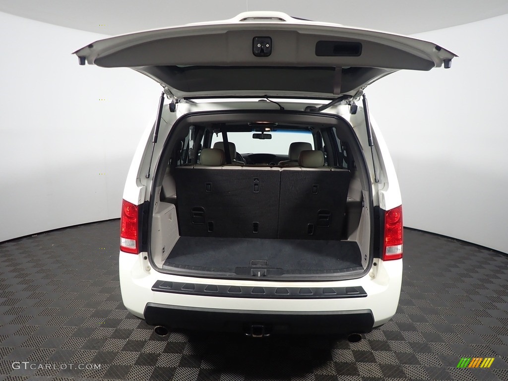 2011 Pilot EX-L 4WD - Taffeta White / Gray photo #14