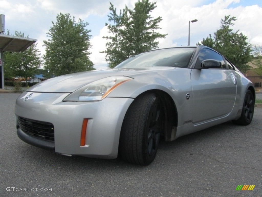 2003 350Z Enthusiast Coupe - Chrome Silver / Carbon Black photo #6
