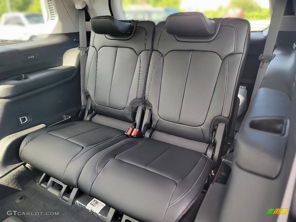 Global Black Interior 2022 Jeep Grand Cherokee L Limited 4x4 Photo #144693009
