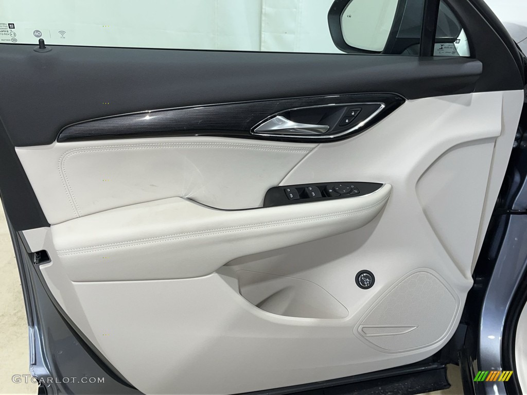 2022 Buick Envision Preferred AWD Whisper Beige w/Ebony Accents Door Panel Photo #144693234