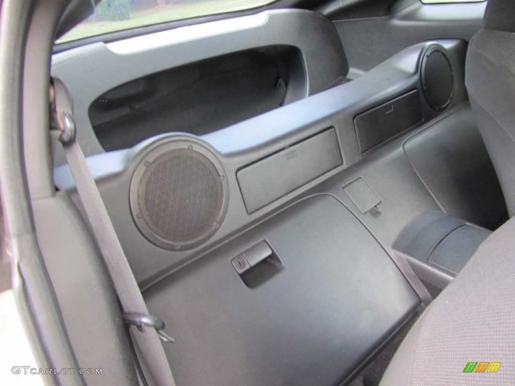 2003 350Z Enthusiast Coupe - Chrome Silver / Carbon Black photo #21