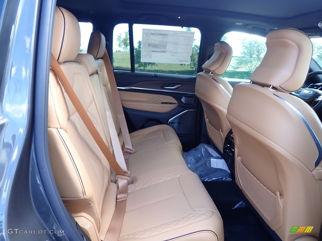 Tupelo/Black Interior 2022 Jeep Grand Cherokee Summit 4x4 Photo #144694020