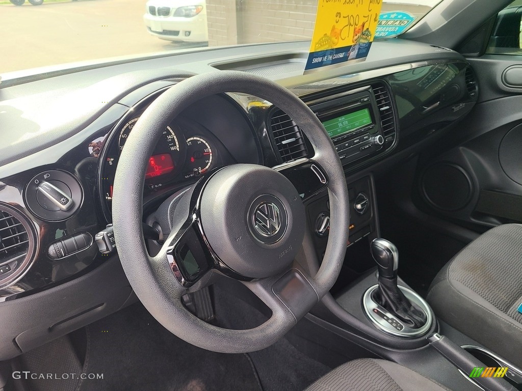 2014 Beetle 2.5L - Reflex Silver Metallic / Titan Black photo #3