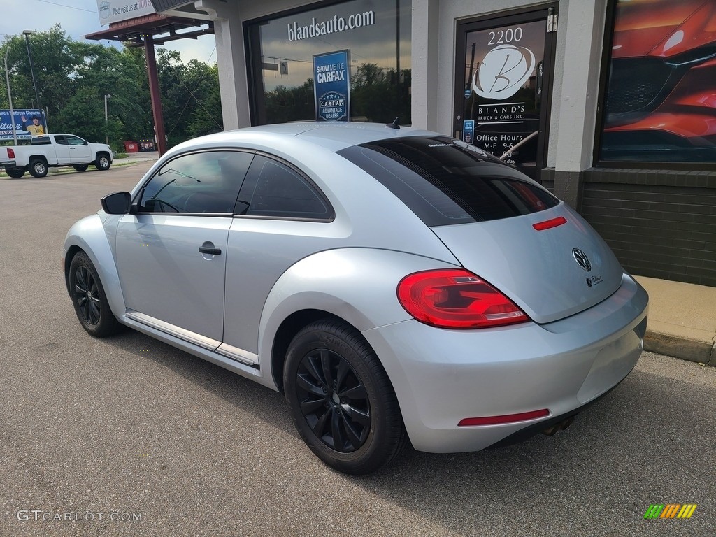 2014 Beetle 2.5L - Reflex Silver Metallic / Titan Black photo #7