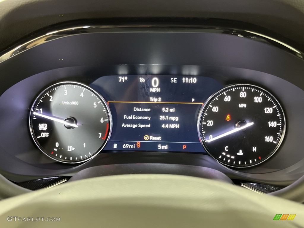 2022 Buick Envision Essence Gauges Photos