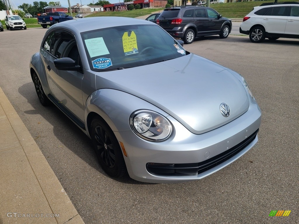 2014 Beetle 2.5L - Reflex Silver Metallic / Titan Black photo #15