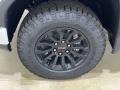 2022 GMC Sierra 1500 AT4 Crew Cab 4WD Wheel and Tire Photo