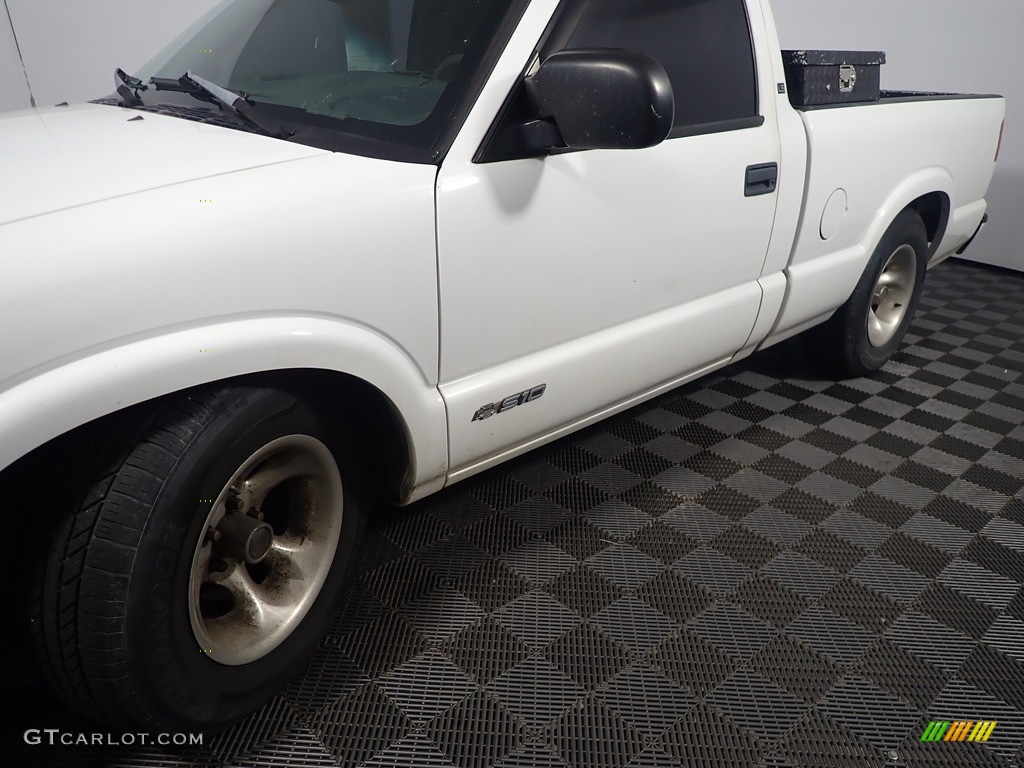 1999 S10 LS Regular Cab - Summit White / Graphite photo #7