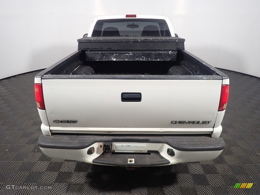 1999 S10 LS Regular Cab - Summit White / Graphite photo #10