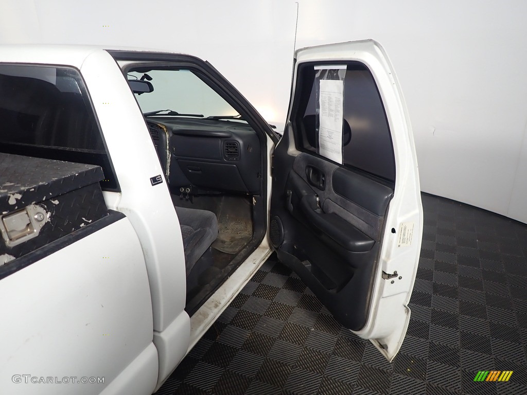 1999 S10 LS Regular Cab - Summit White / Graphite photo #24