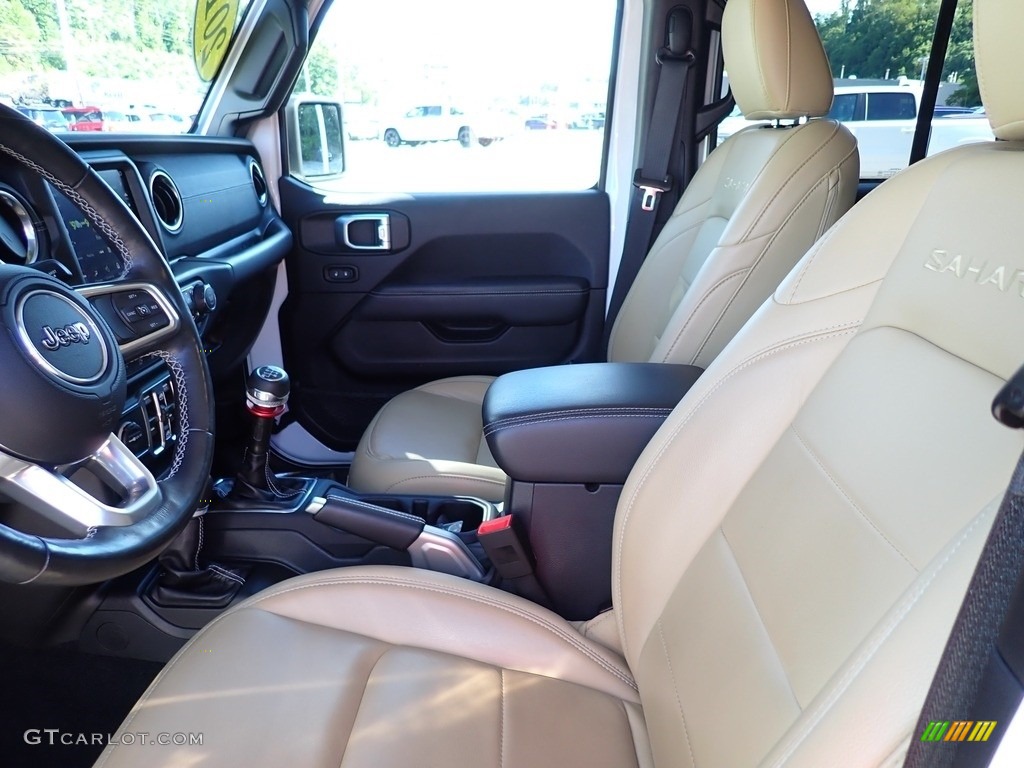 2019 Wrangler Unlimited Sahara 4x4 - Bright White / Black/Heritage Tan photo #11