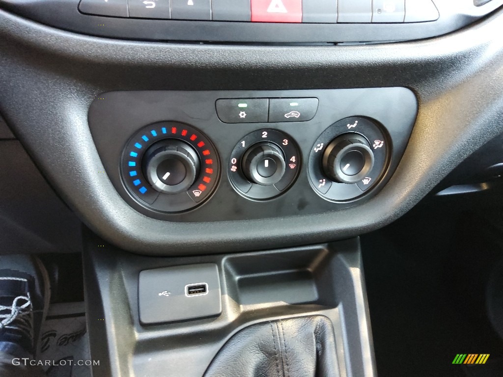 2022 Ram ProMaster City Wagon Controls Photo #144699387