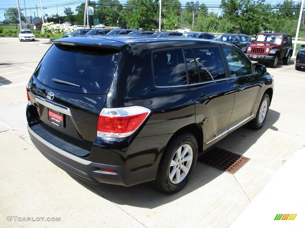 2013 Highlander  - Black / Sand Beige photo #7