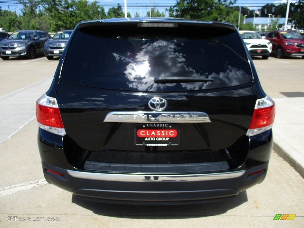 2013 Highlander  - Black / Sand Beige photo #8