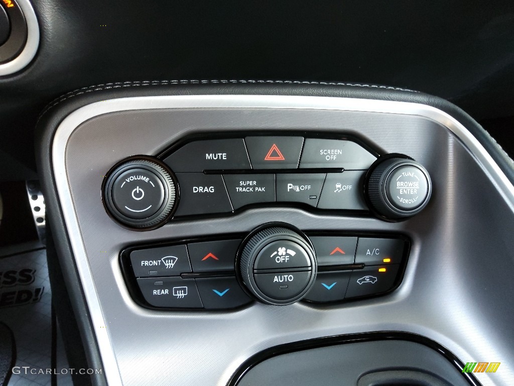 2022 Dodge Challenger 1320 Controls Photos