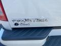 Glacier White - Frontier S King Cab Photo No. 26