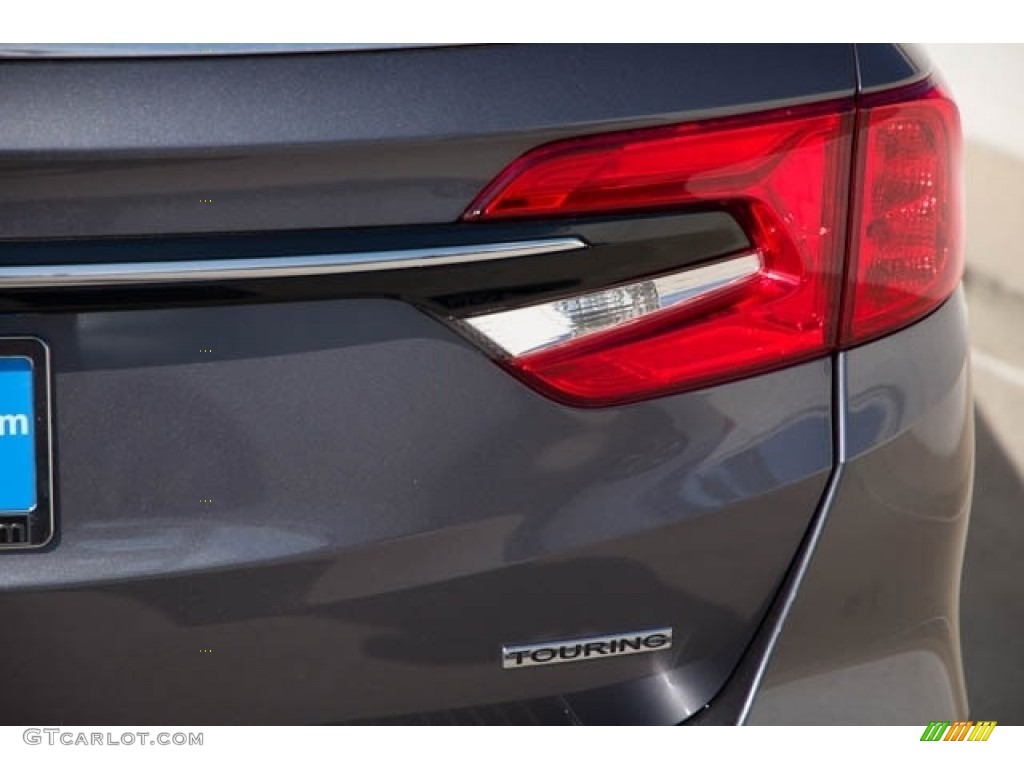 2023 Honda Odyssey Touring Marks and Logos Photo #144700920