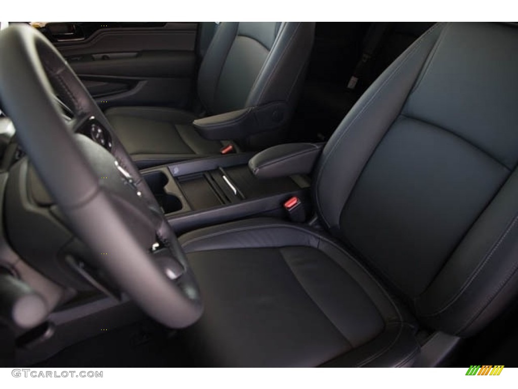 2023 Honda Odyssey Touring Front Seat Photo #144701259