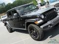 Black - Gladiator Willys 4x4 Photo No. 25