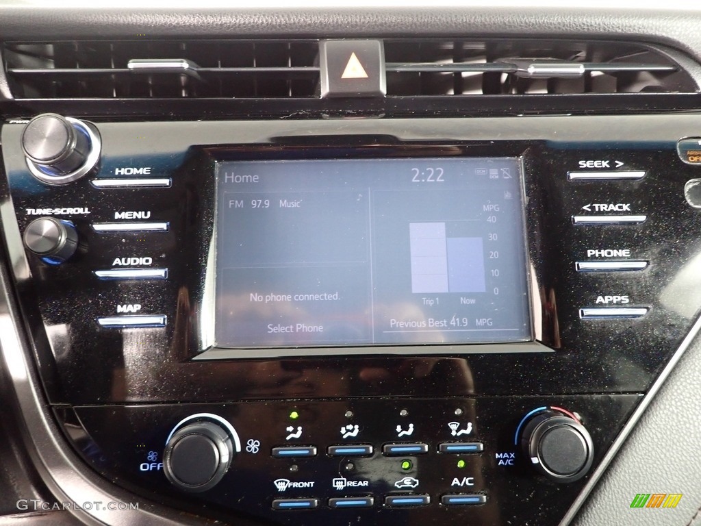 2019 Camry LE - Celestial Silver Metallic / Black photo #2